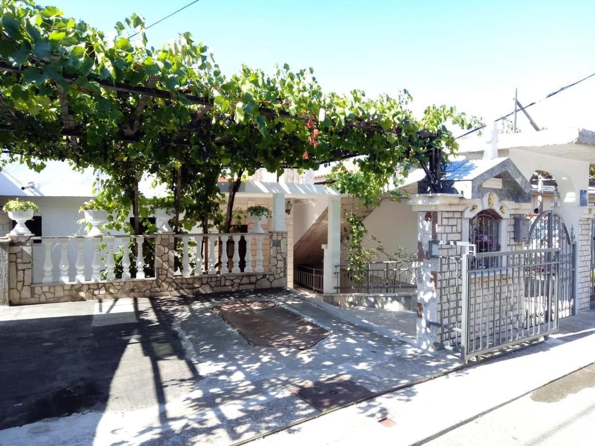 Marijan apartments Crikvenica Bagian luar foto